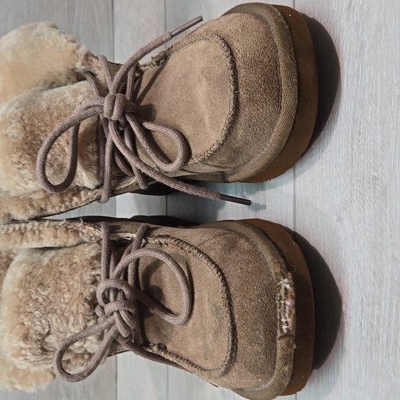 Ugg Australia Women Cozy Tan Suede Shearling Boots Sz 6 - Picture 5 of 13